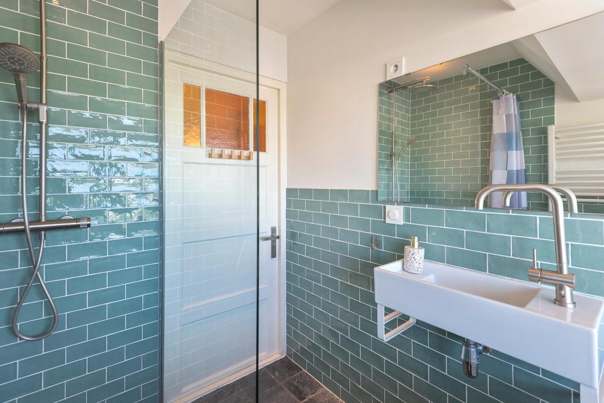 Ferienwohnung Wijkiki Surf House Wijk aan Zee Exterior foto